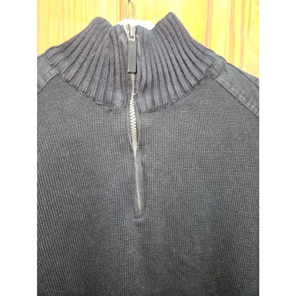 Oscar De La Renta Men's size Large 1/4 zip Black Sweater